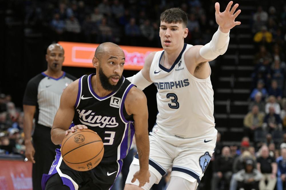 人制战术需 人制战术需