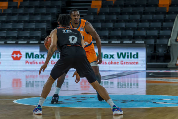 表现成为欧 表现成为欧