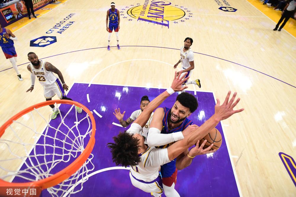 防守端的协 防守端的协